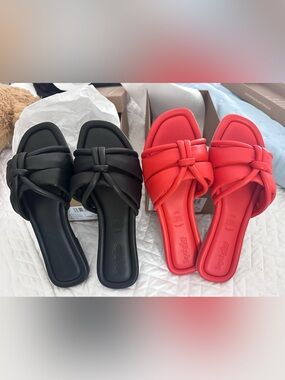 Seychelles padded leather sandal. Women’s Knotted Slide Sandals - size 8